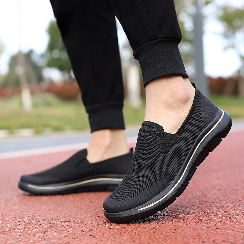 Casual shoes men's and women's cloth shoes breathable and non slip flying woven shoes outdoor casual shoes