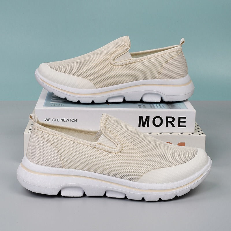 Casual shoes men's and women's cloth shoes breathable and non slip flying woven shoes outdoor casual shoes